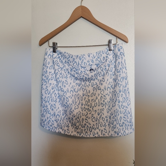 J.Lindeberg Ruched Blue and White Mini Golf Skort - Picture 8 of 9